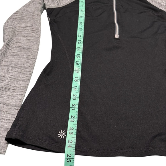 Athleta Black Gray Fitted Zippered Top Sz Small - Picture 3 of 9